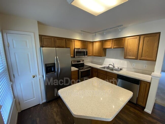 Building Photo - 4204 Apgar Ct