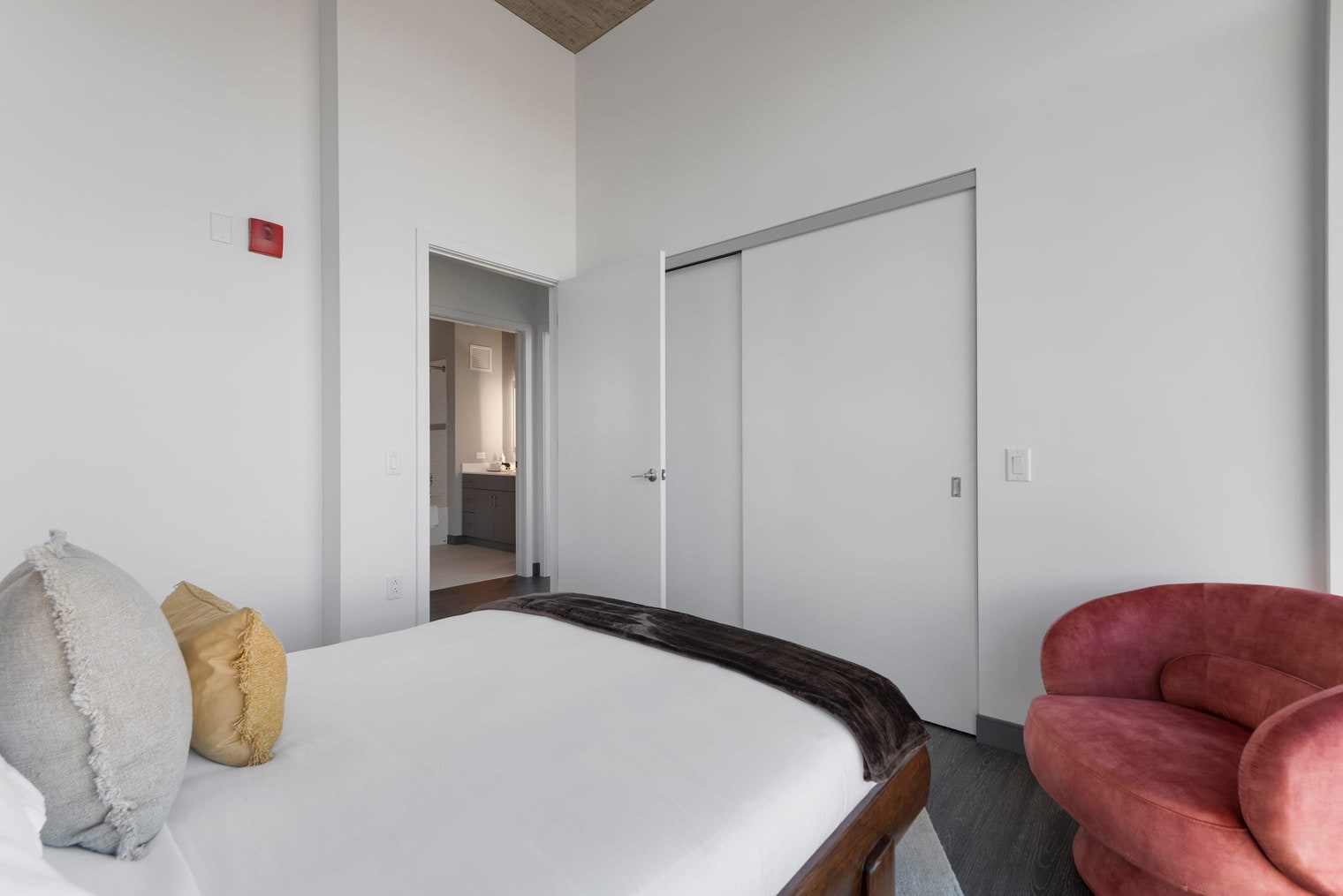 Building Photo - 1314 W Randolph St