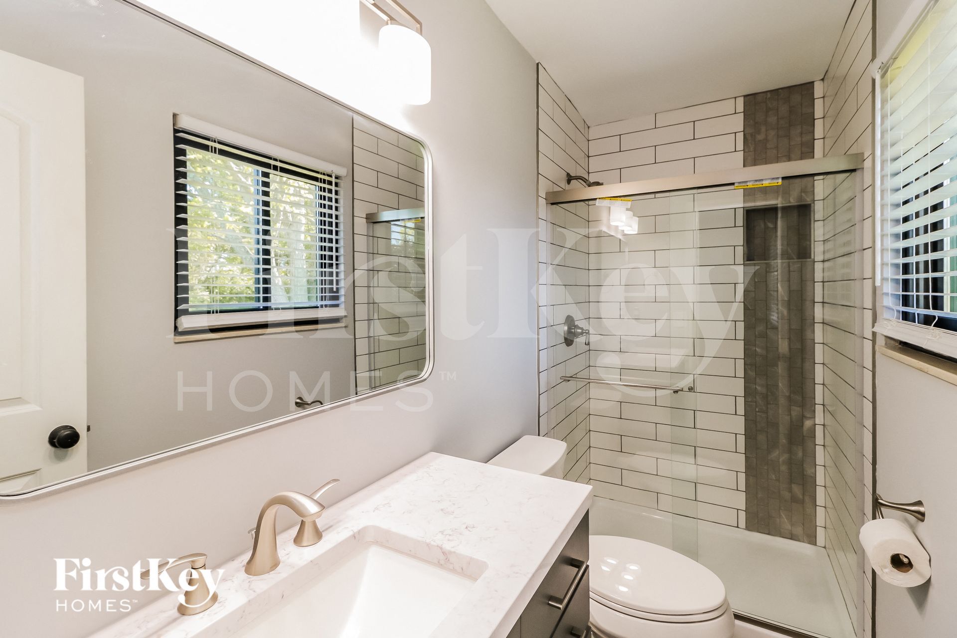 Building Photo - 5571 Creekwood Cir