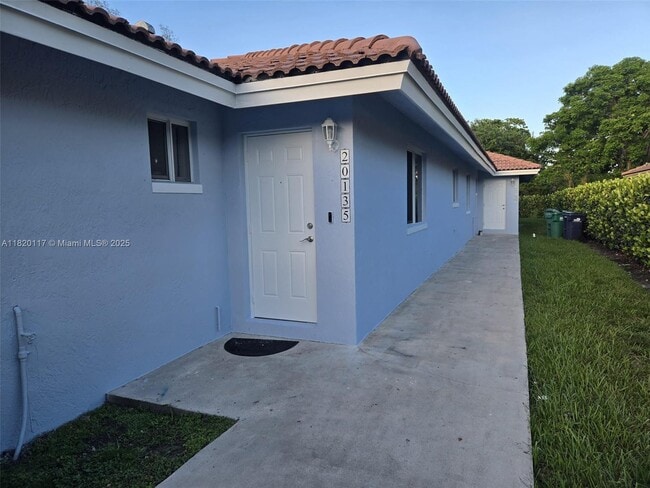 Building Photo - 20137 SW 88th Ct