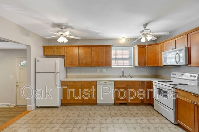 Building Photo - 5120 Braddock Ave