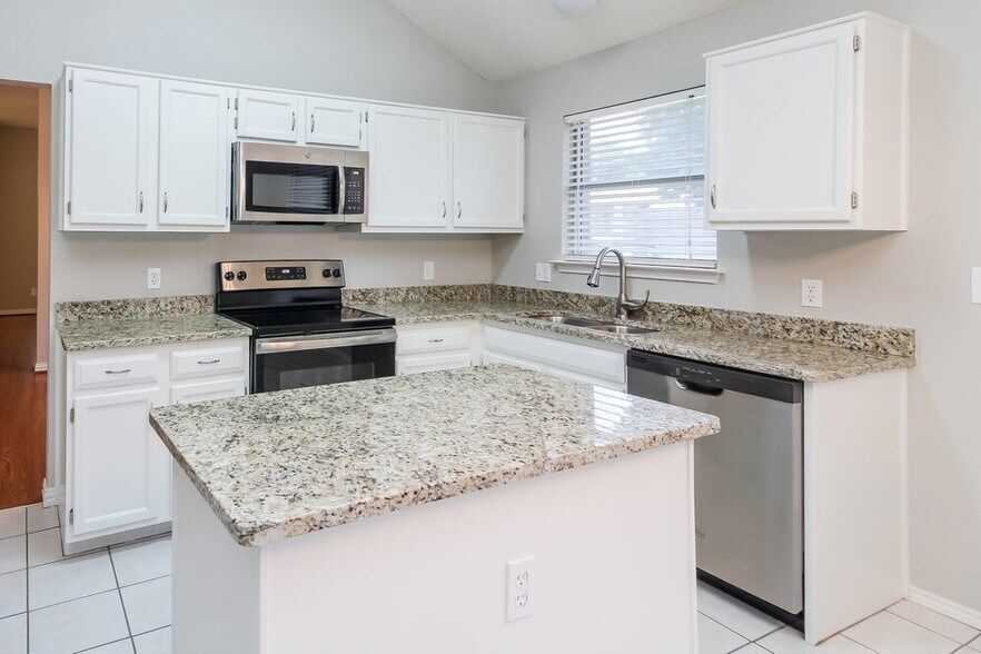 Building Photo - 603 Wolcott Ln