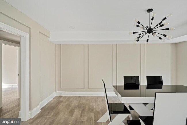 Building Photo - 415 City Ave