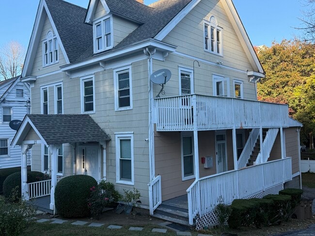 Building Photo - 211 Knickerbocker Ave