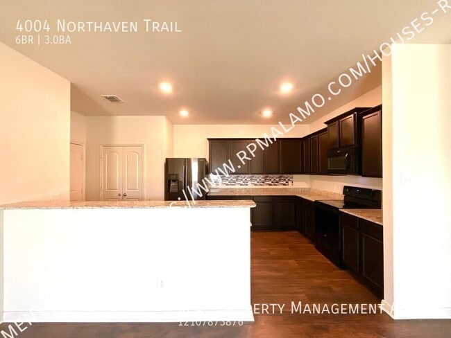 Building Photo - 4004 Northaven Trail