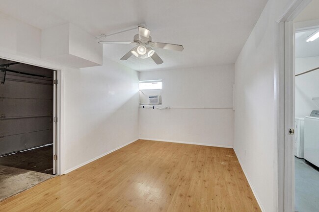 Building Photo - 4721 Sarazen Dr