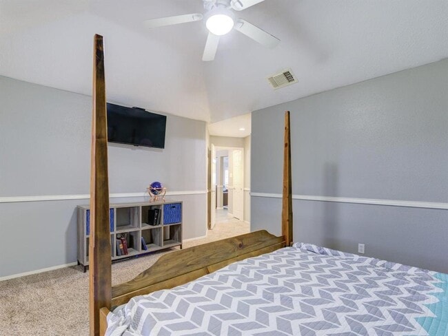 Building Photo - 10941 W Dogwood Dr