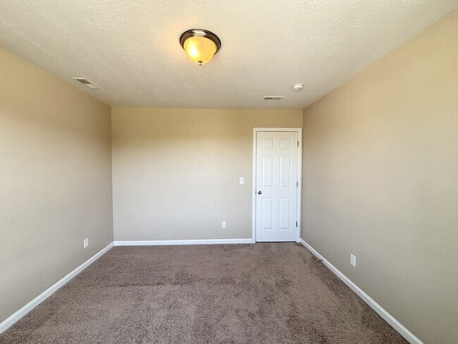 Building Photo - 3859 W Young Lucerne Cir