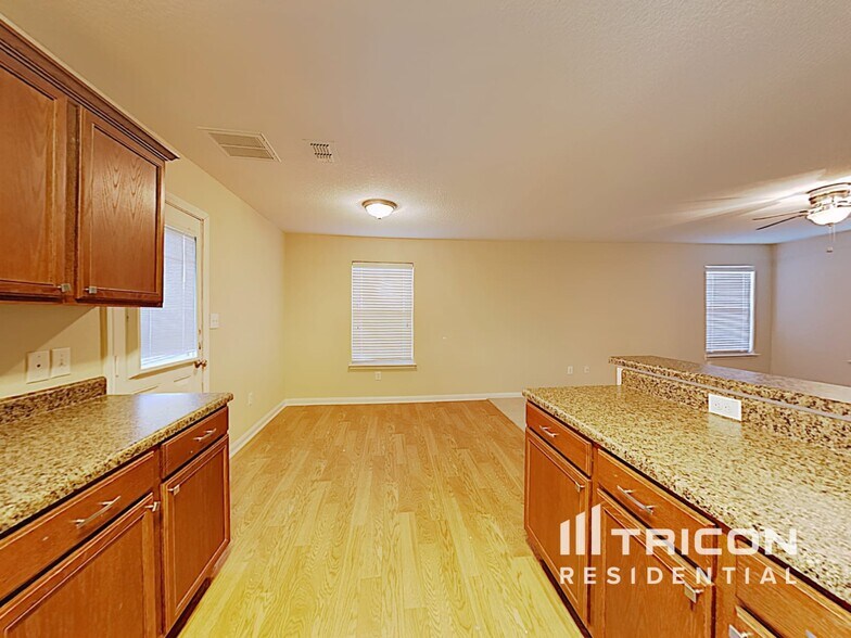 Building Photo - 11418 Buck Canyon