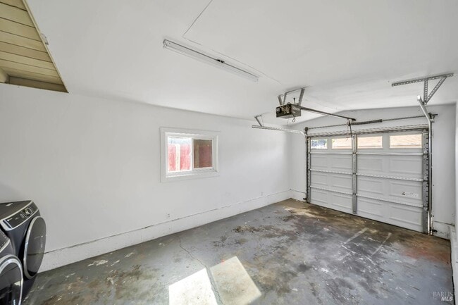 Building Photo - 1012 McKinley St