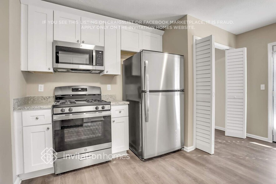 Building Photo - 1363 Ambercrest Way