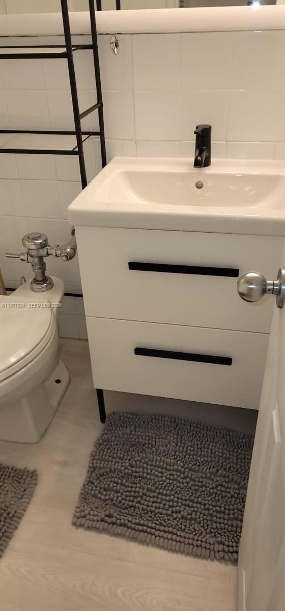 Building Photo - 1500 Bay Rd