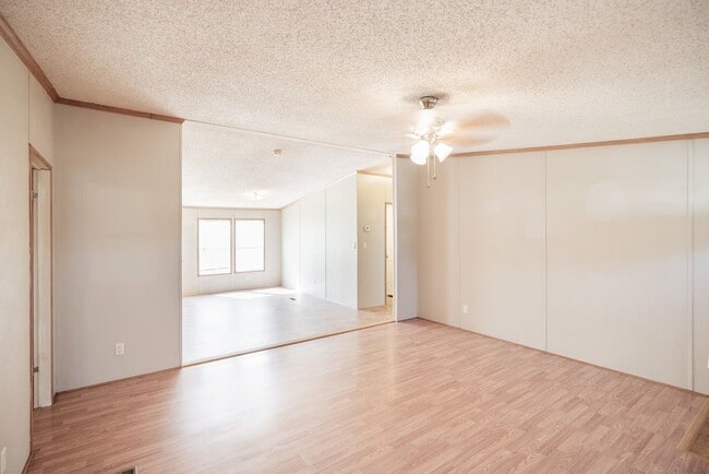 Building Photo - 30620 Vilma Ln