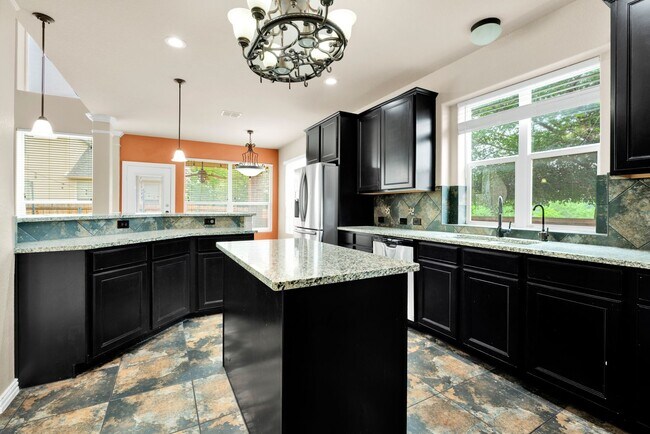 Building Photo - Spacious 5-Bedroom Beauty in Estonia –  with Community Perks!