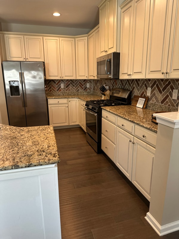 Building Photo - 6834 Colonial Garden Dr