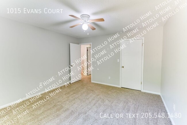 Building Photo - 1015 Evans Ct