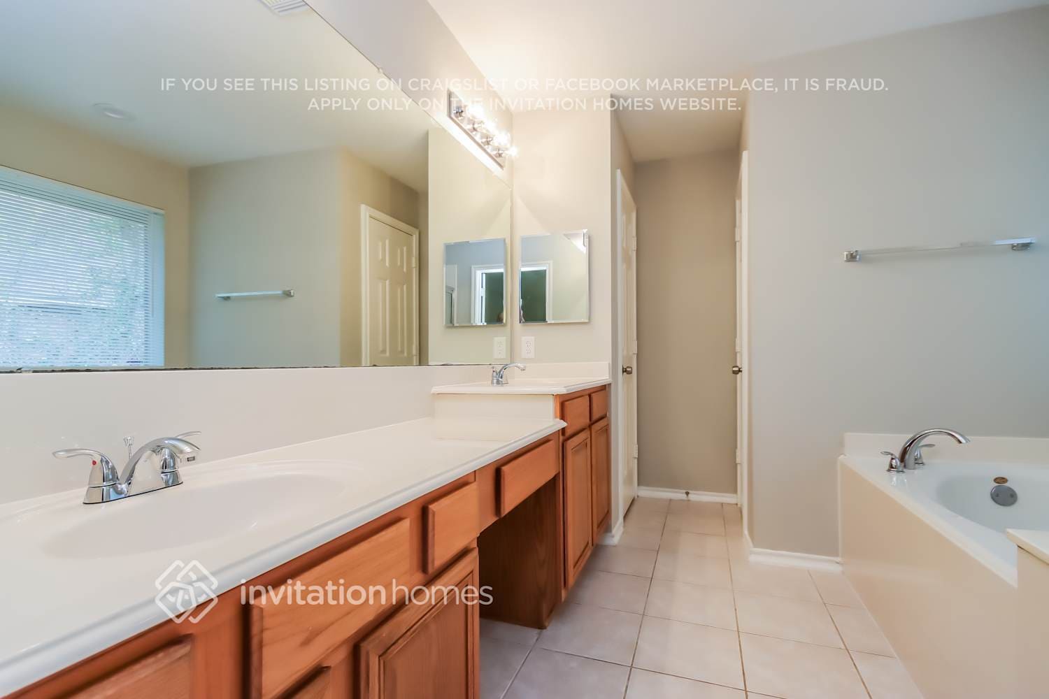 Building Photo - 203 Shale Run Pl