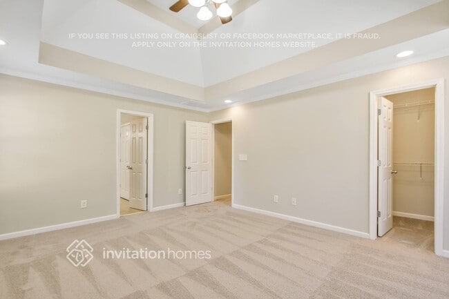 Building Photo - 2507 Brentford Pl