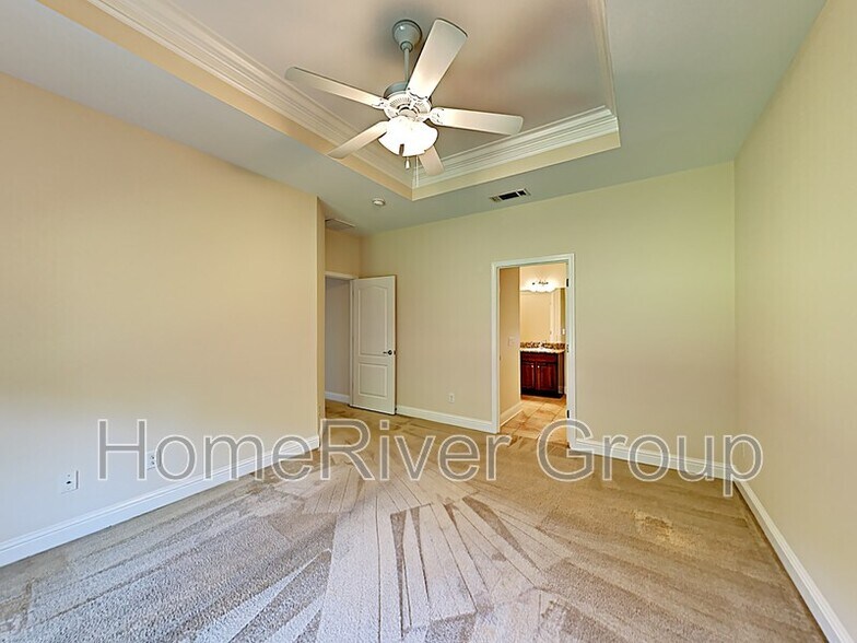 Building Photo - 3915 Fielding Ct