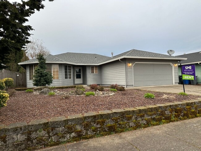 Building Photo - FREE RENT! Newly Updated Single Level Home in Established Keizer Neighborhood
