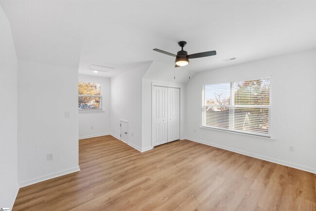 Building Photo - 13 Jamison St