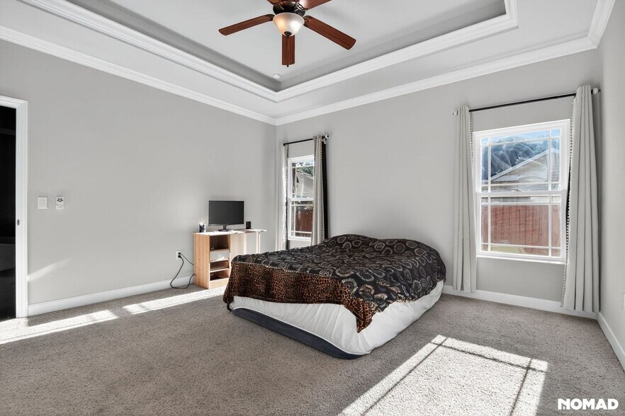 Building Photo - 1731 SW 66th Dr