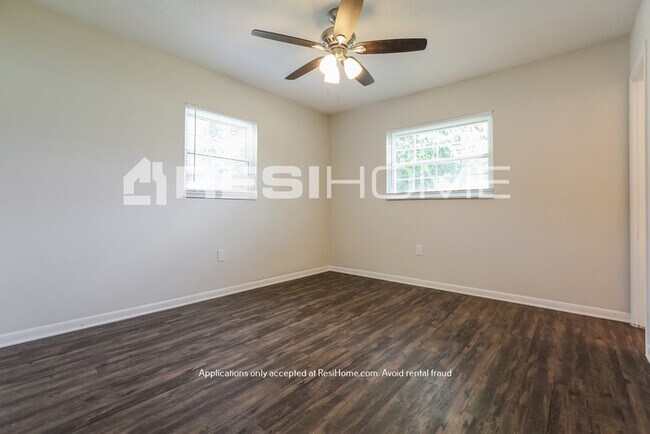 Building Photo - HOME FOR RENT!! ONE MONTH FREE!
