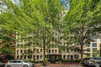 Building Photo - Stylish 1 Bedroom Condo in Foggy Bottom!