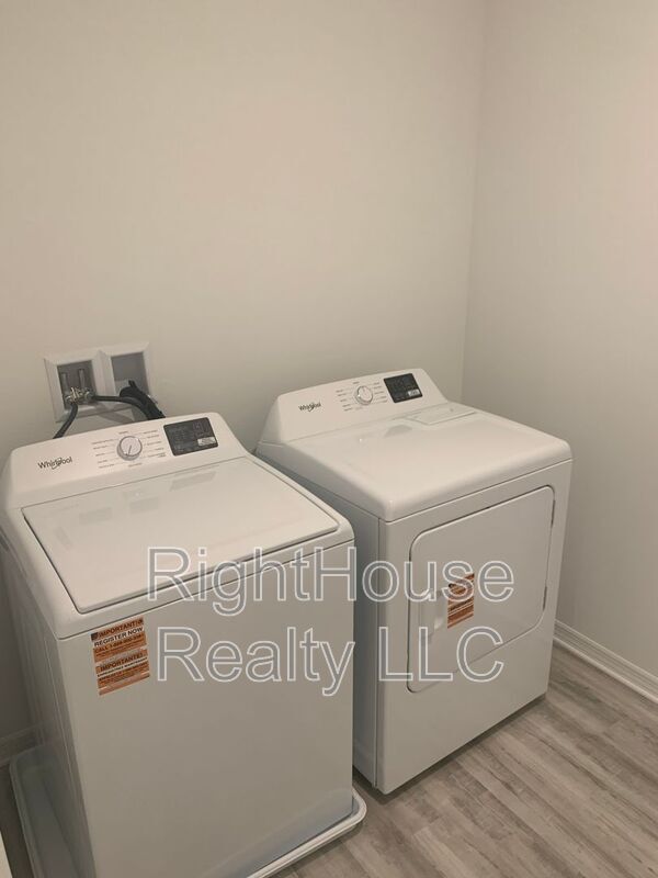 Building Photo - 3425 Nettle Loop