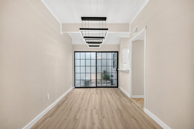 Building Photo - 5328 Brownway St