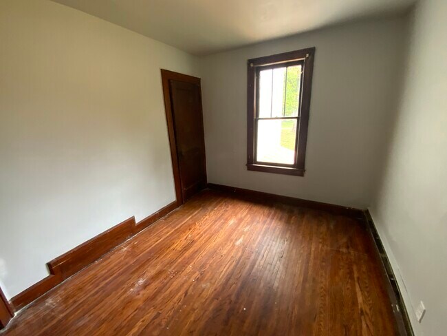 Building Photo - 230 S Virginia Ave