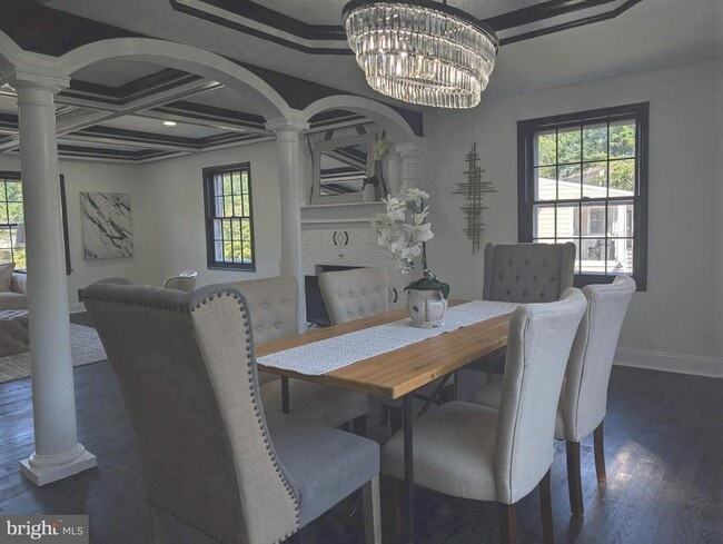 Building Photo - 2208 Wakefield St