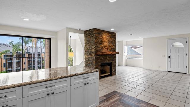 Building Photo - 812 Kalpati Cir