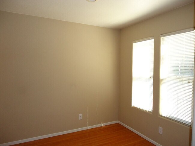 Building Photo - 7461 Ademar St