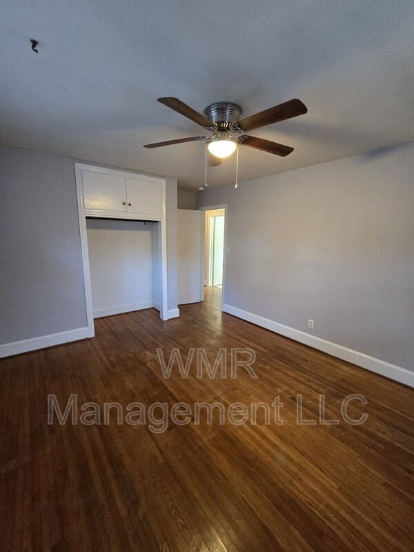 Building Photo - 4120 Leeds Dr