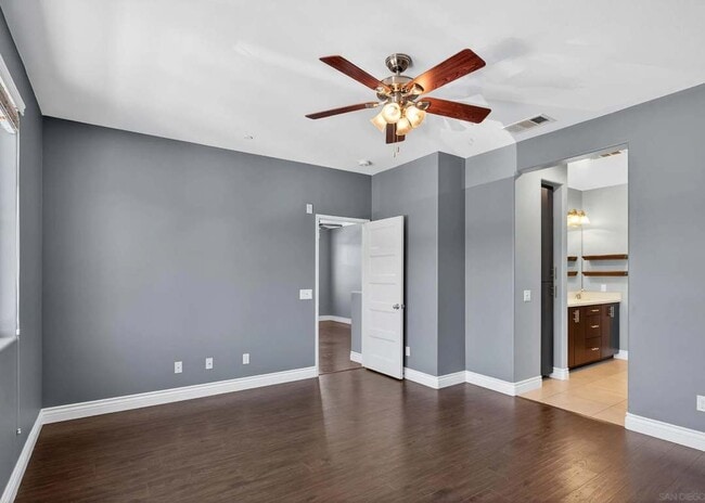 Building Photo - 42921 Avenida Amistad