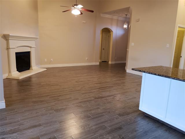 Building Photo - 820 Poncho Ln