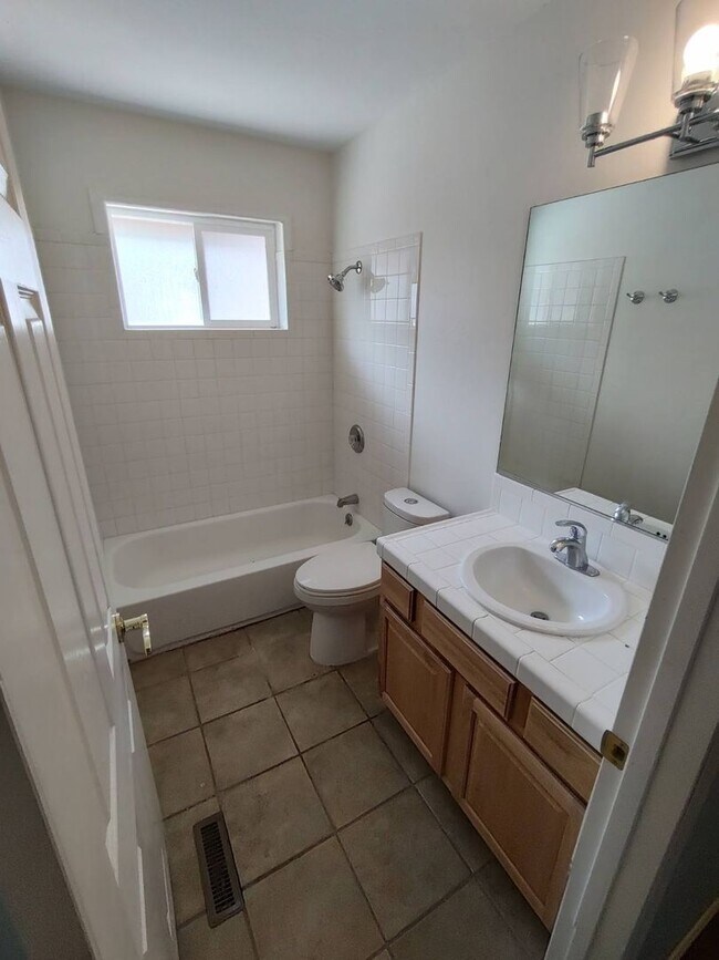 Building Photo - Move-In Ready 3-Bedroom Cabin-Style Home with Huge Yard, Deck & Garage in Pine Mountain Club