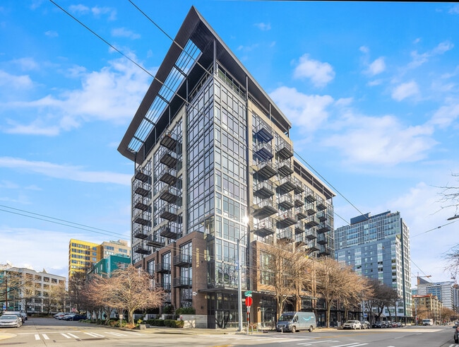 Building Photo - 2720 3rd Ave