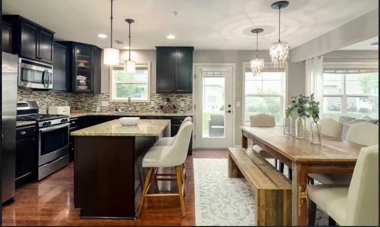 Building Photo - 3275 Red Oak Trl
