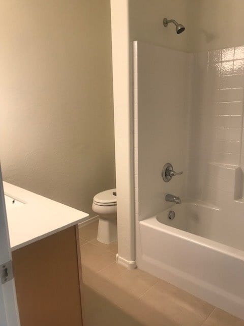 Building Photo - Villas on Elm 3 Bed 2 Bath Home - Contact ...