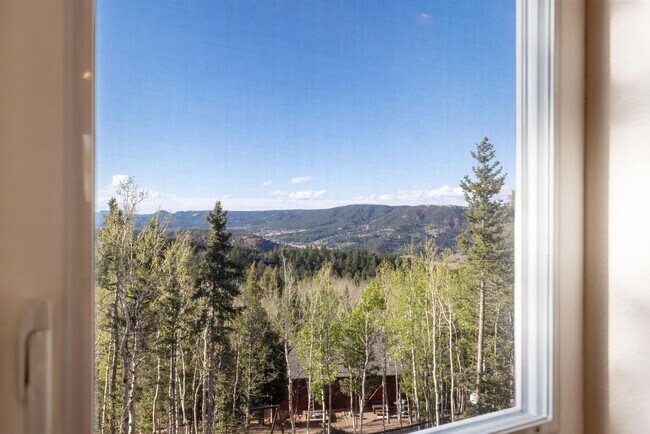 Building Photo - 51 Dakota Ln