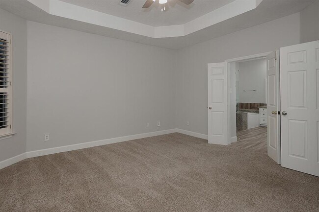 Building Photo - 203 S Brooksedge Cir