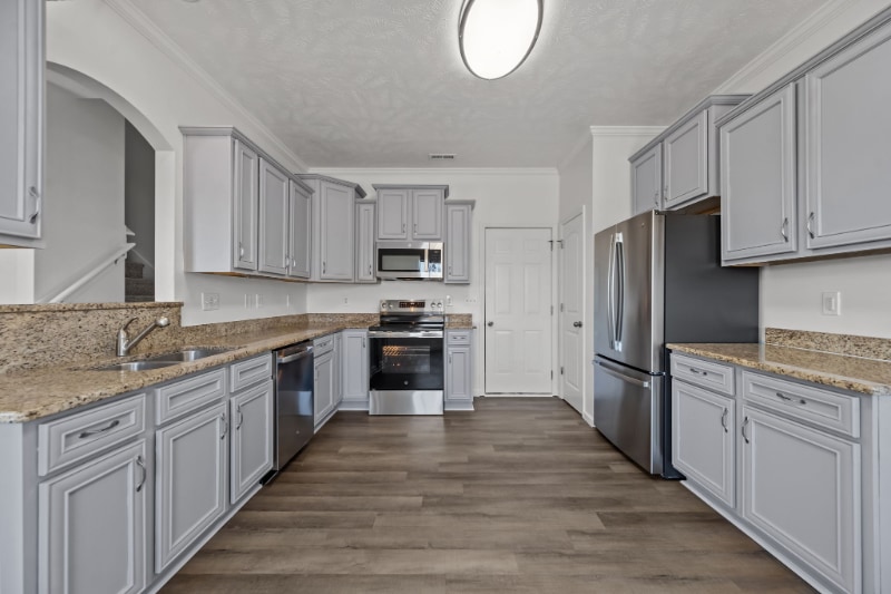 Building Photo - 209 Trophy Ridge Dr