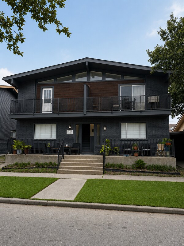 Building Photo - 2712 Oakcliff St