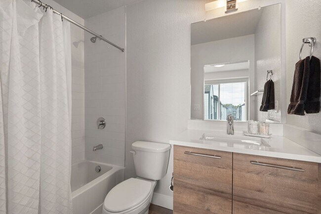 Building Photo - Modern Townhome Living in Lakewood – $2,65...