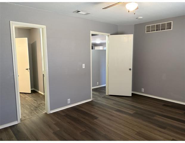 Building Photo - 9011 King Ranch Dr