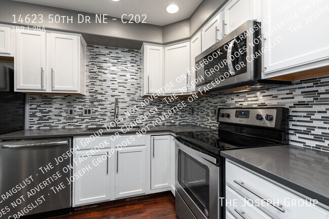 Building Photo - 14623 50th Dr NE