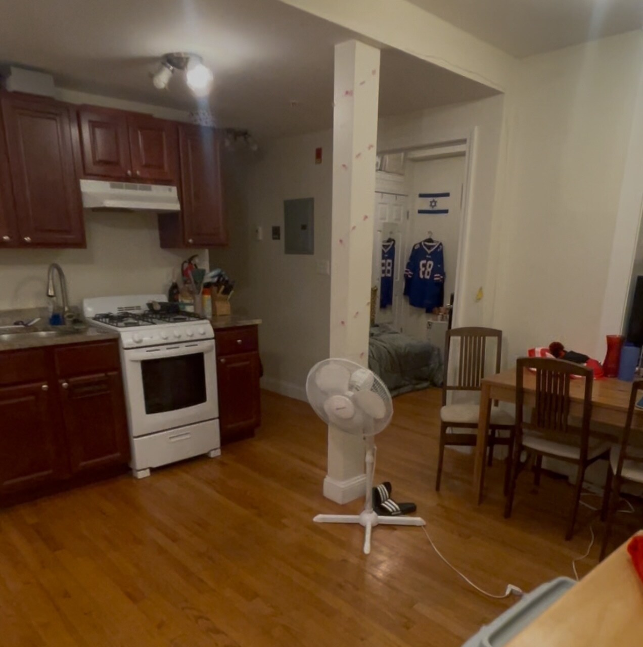 Building Photo - 78 Saint Stephen St