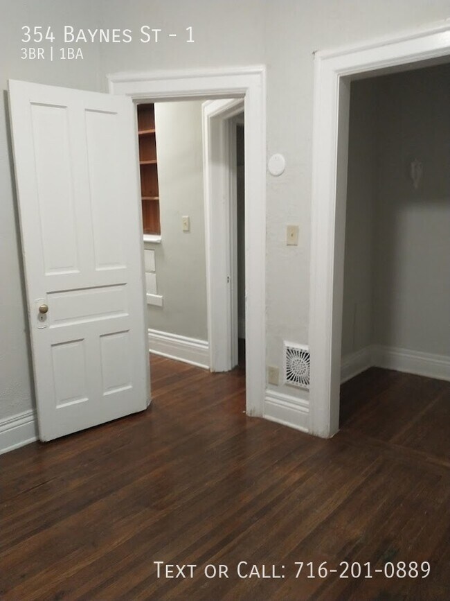 Building Photo - 354 Baynes St